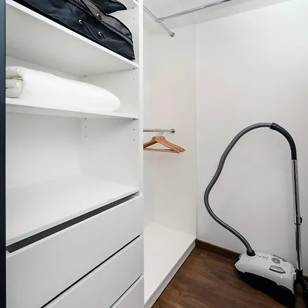 Prestige Suites, Parking - 55m2 - By Rentujemy Apartament *