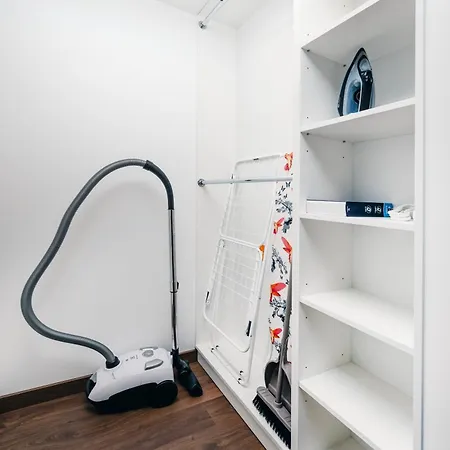 Prestige Suites, Parking - 55m2 - By Rentujemy Apartament