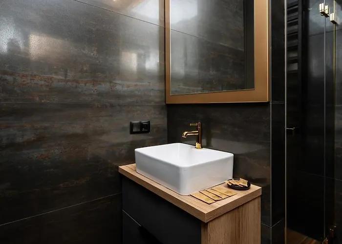 Prestige Suites, Parking - 55m2 - By Rentujemy وودج