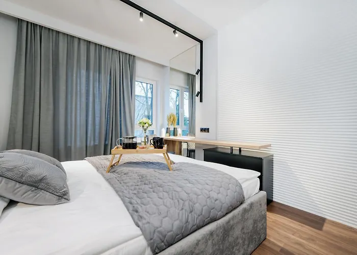 Prestige Suites, Parking - 55m2 - By Rentujemy شقة *