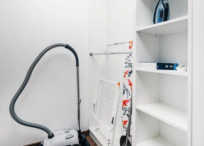 Prestige Suites, Parking - 55m2 - By Rentujemy شقة